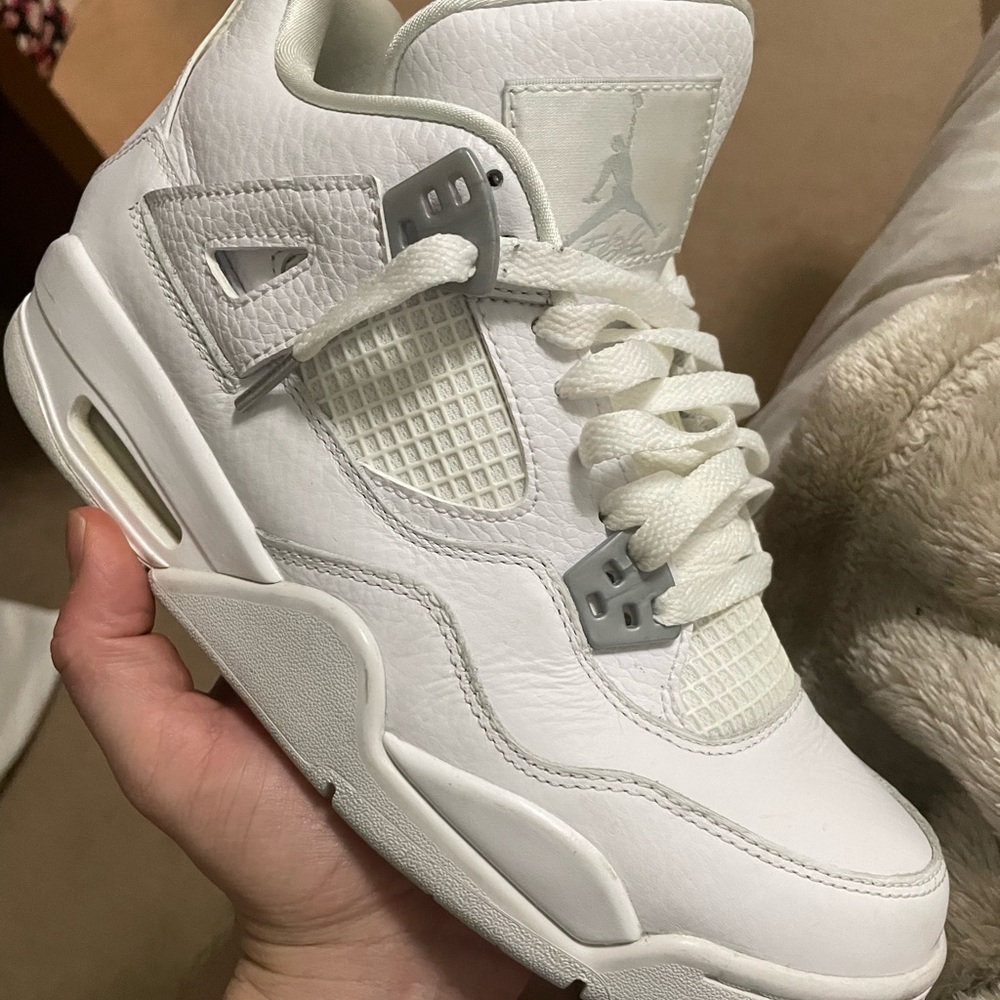 Air Jordan 4 size 7